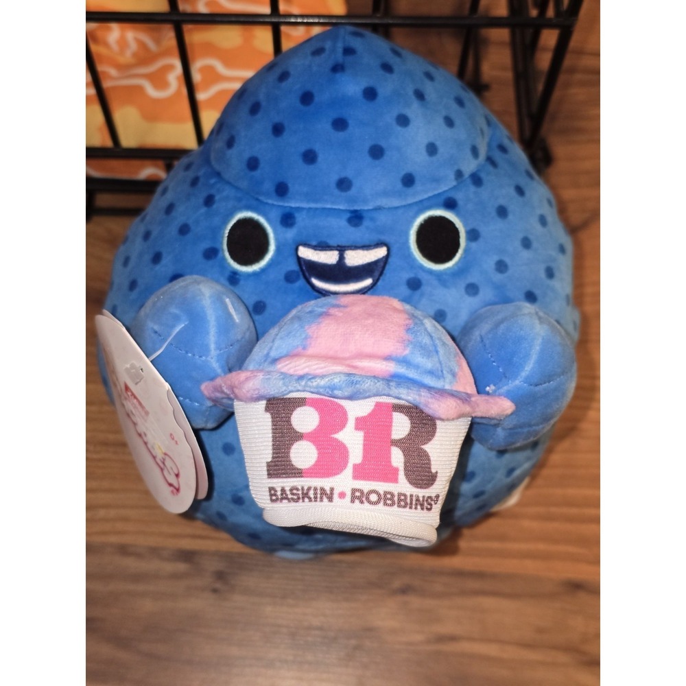 Snackles Olivia Blue Parrotfish Gemini Baskin Robbins Plush 8in NWT S2 Zuru